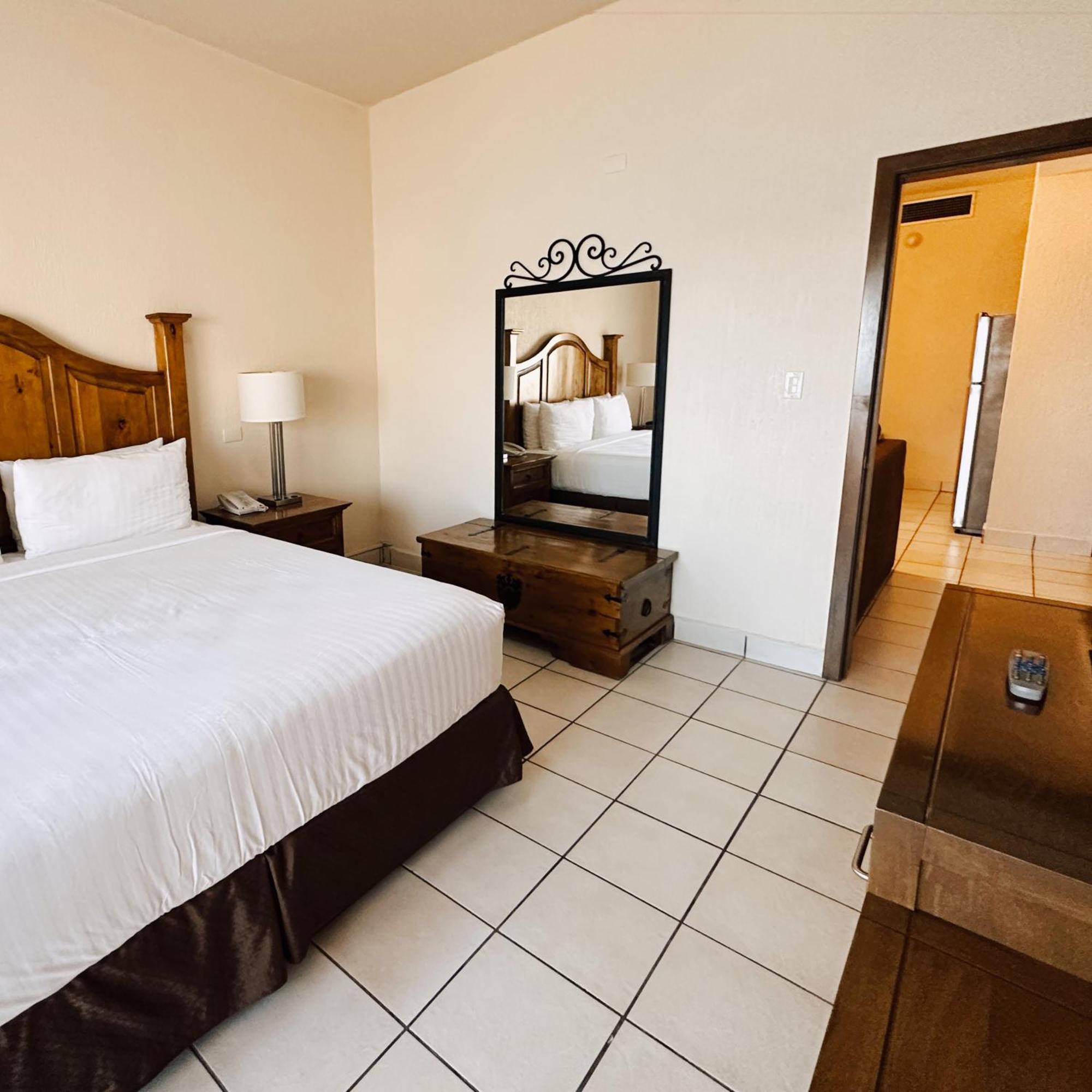 ซี ออฟ กอร์เตซ บีช คลับ บาย ไดมอนด์ รีสอร์ต Aparthotel San Carlos Nuevo Guaymas ภายนอก รูปภาพ